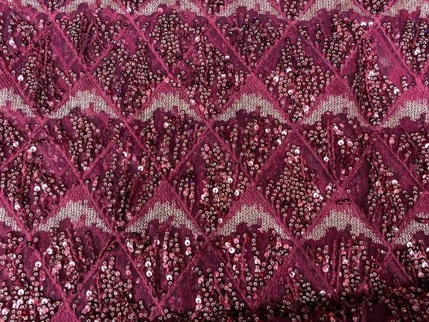 红色珠片套装裙显白显瘦高端轻奢设计