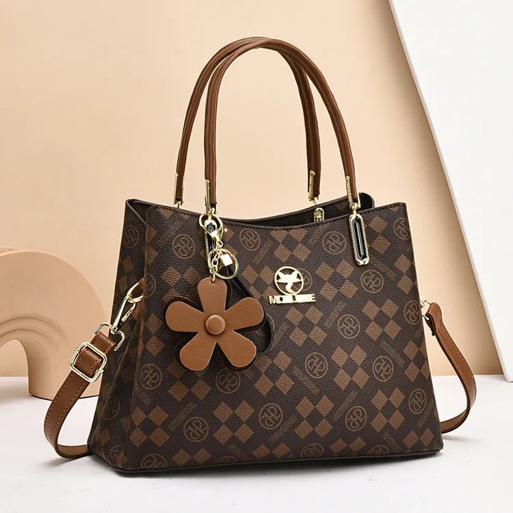 2025新款斜跨百搭气质单肩斜挎手提时尚手提女士包大气软皮妈妈包