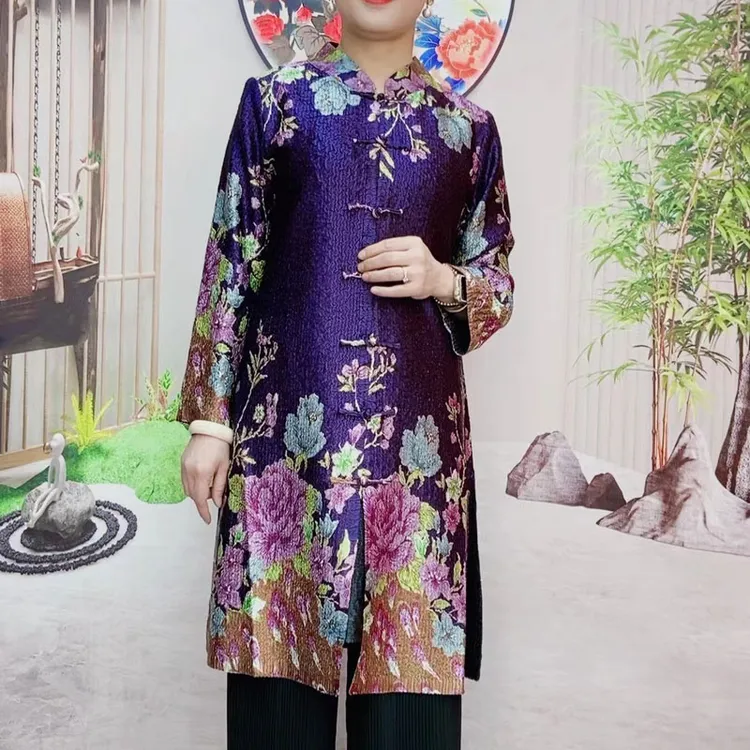洋气胖妈妈装桑丝外套褶皱宴会喜婆婆女装阔太太大码风衣女217款