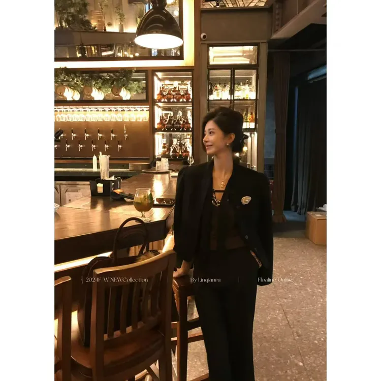 【林千入】新款气质显瘦长袖设计师时尚修身贵气感时尚套装