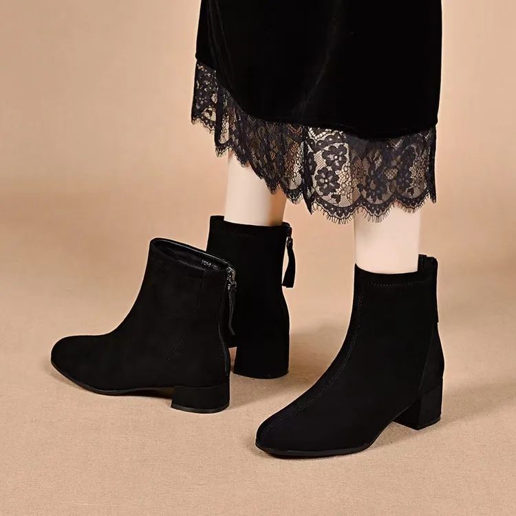 羊皮磨砂面短靴2025年秋冬新款圆头粗跟百搭保暖冬靴真皮时尚单靴