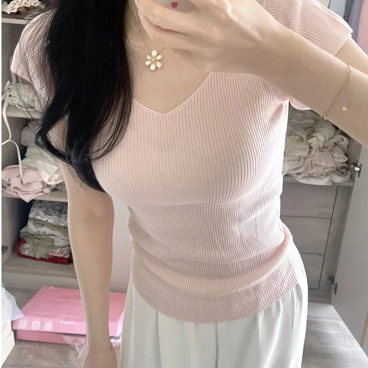 温柔粉色针织短袖t恤女夏季薄款设计感小众气质修身显瘦双V领时尚