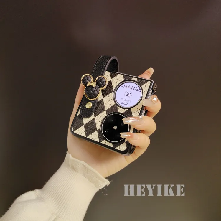 奢华菱格米奇腕带适用华为pocket2手机壳新款卡通novaflip折叠屏