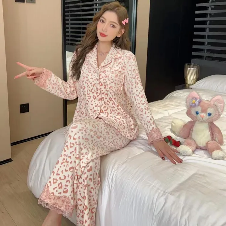 新款冬季双面海岛绒保暖睡衣甜美粉色豹纹家居服套装（可外出穿）
