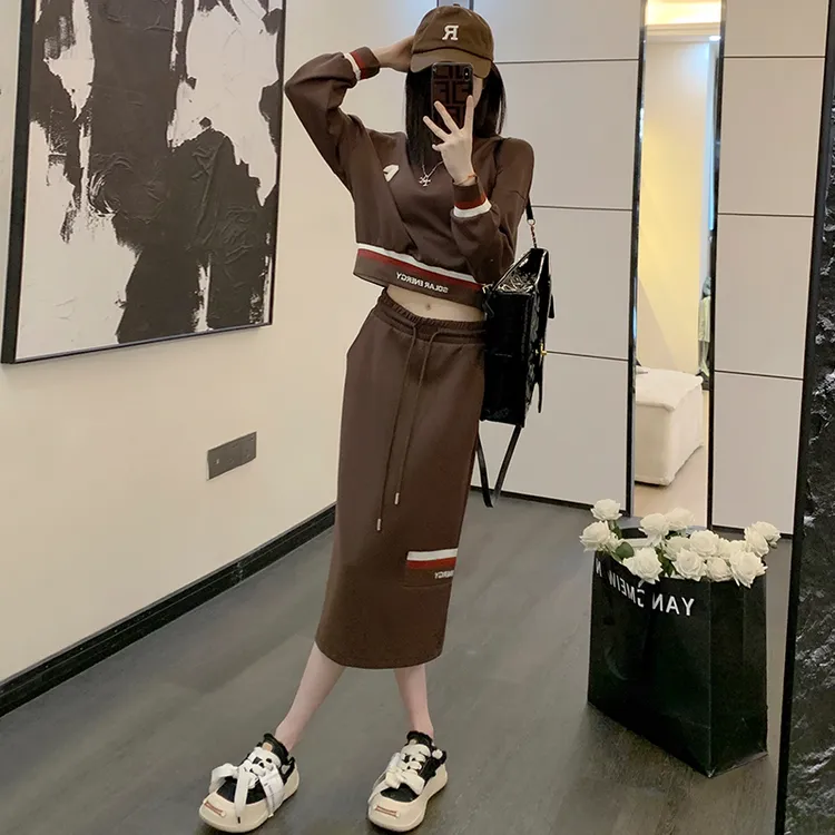 欧洲站休闲卫衣裙套装女秋设计感小众时髦小个子半身裙两件套气质