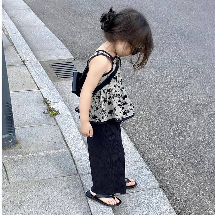 ABC正品童装2023夏季新款女童碎花无袖两件套背心休闲时尚纯色阔