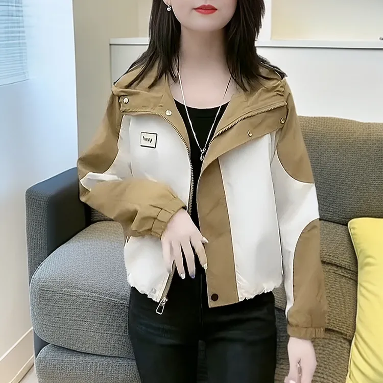 汇诗尚短外套女2024秋冬季新款加绒加厚舒适冲锋衣洋气小个子夹克