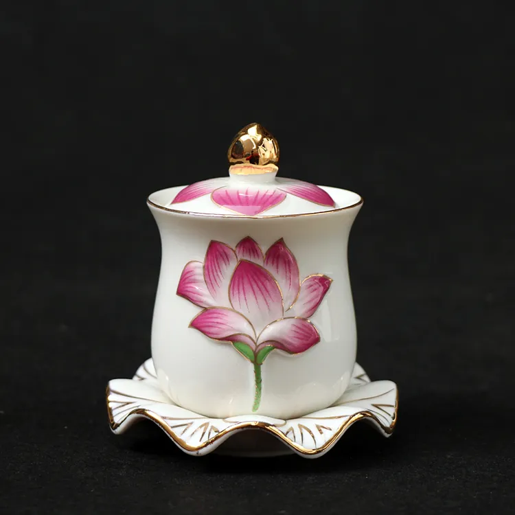 高档粉色供杯带盖供水杯白瓷三才圣水杯水浮雕陶瓷莲花家用净水杯