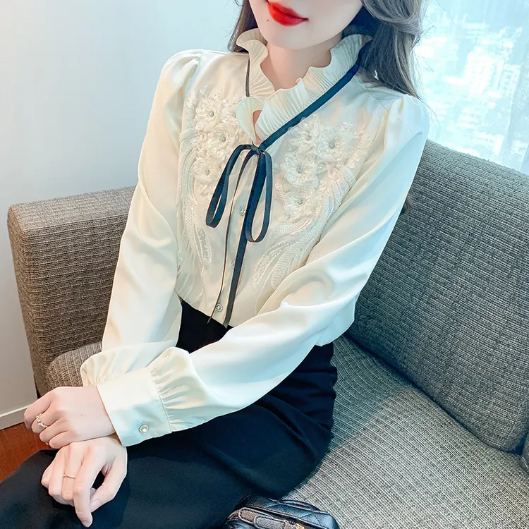 春季新款荷叶领衬衫纯色镶钻设计感百搭甜美长袖气质蕾丝绣花