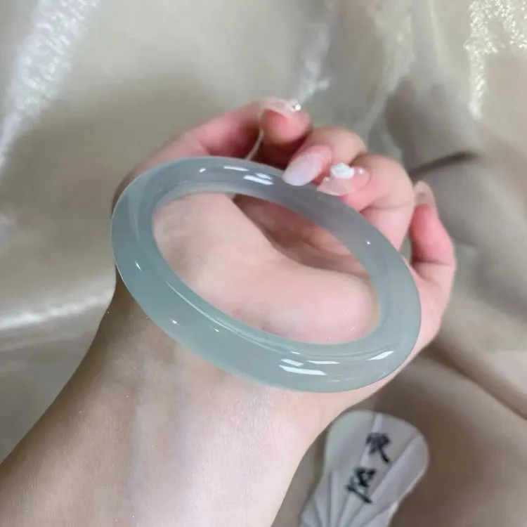 冰翠色蓝水天青冻色少女秀气小圆条手镯天空之境冰透蓝叮当镯