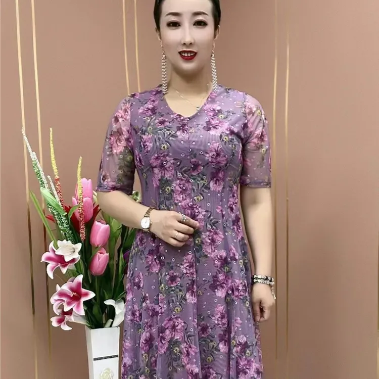 6296  ,夏季时尚碎花半袖薄款大摆，连衣裙，裙长120，双层，有弹力