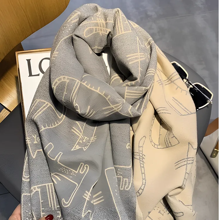 英国Cosp Kosp 新款围巾女猫咪印花羊绒爆款披肩防晒秋冬季节围脖