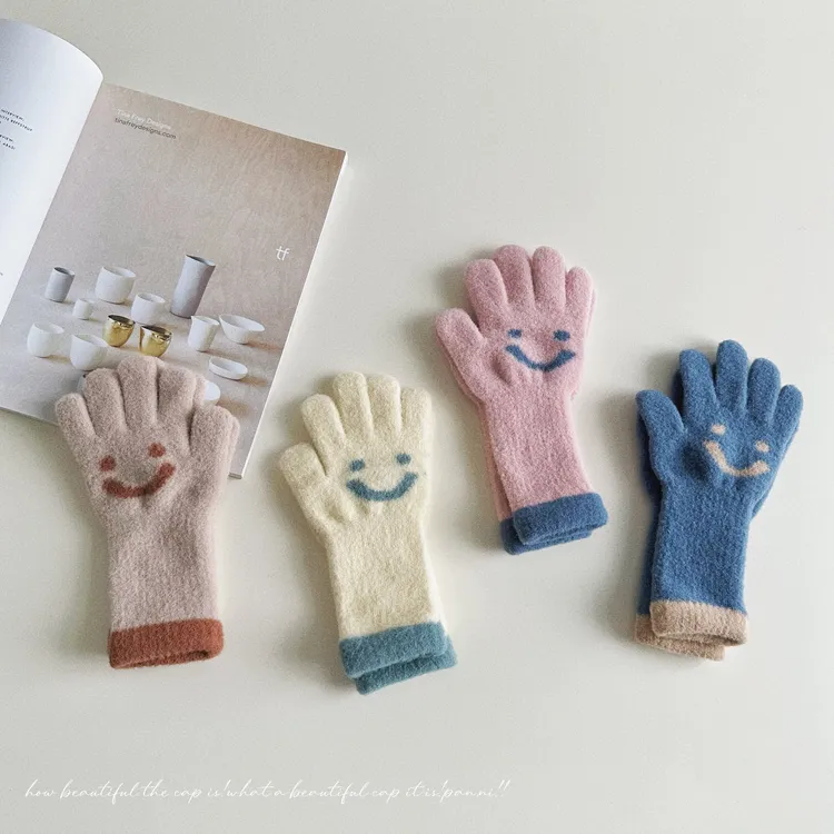 儿童分指毛线手套笑脸触屏秋冬季保暖韩版男童女童可爱针织手套