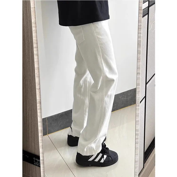 白色弯刀微喇牛仔裤男款秋季新款美式cleanfit显瘦裤子修身直筒裤