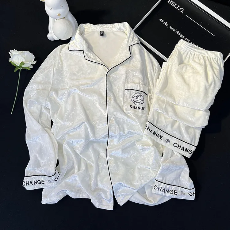 Sifuma/斯服玛《情侣山茶花》秋冬睡衣女款爆款2025新款长袖金丝绒