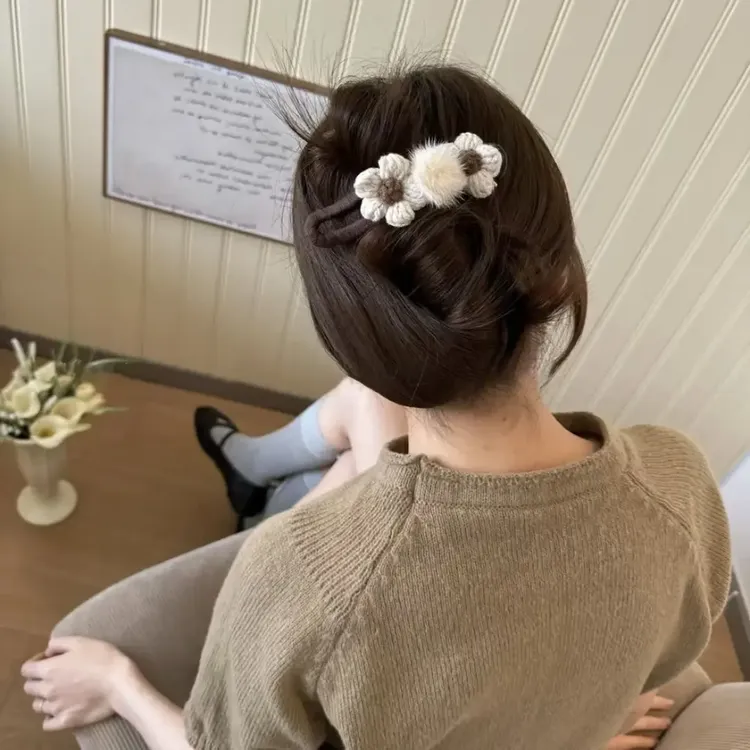 毛线花朵网红鸭嘴夹秋冬针织花朵发夹时尚温柔气质女后脑勺发饰