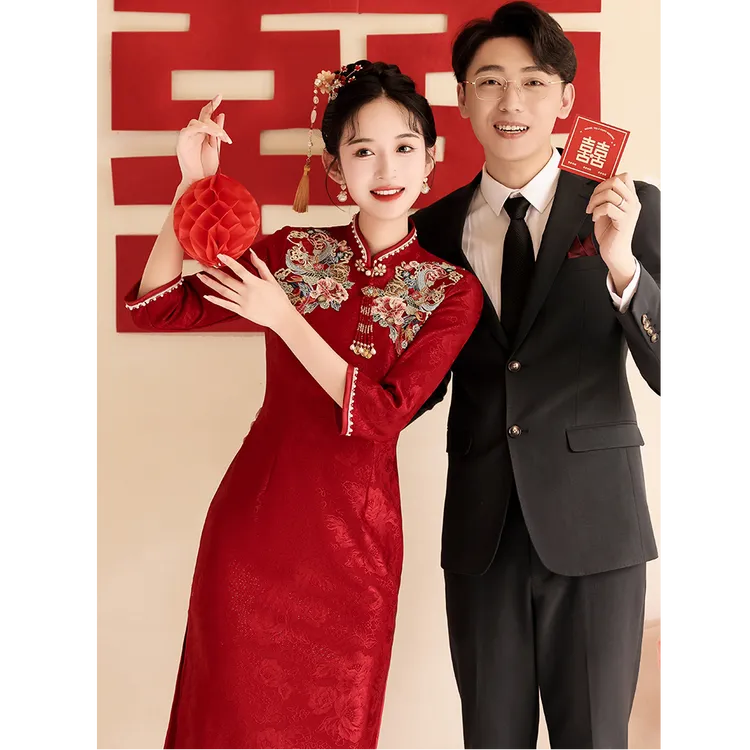 酒红色刺绣旗袍敬酒服2025新款新中式新娘结婚回门订婚礼服小个子