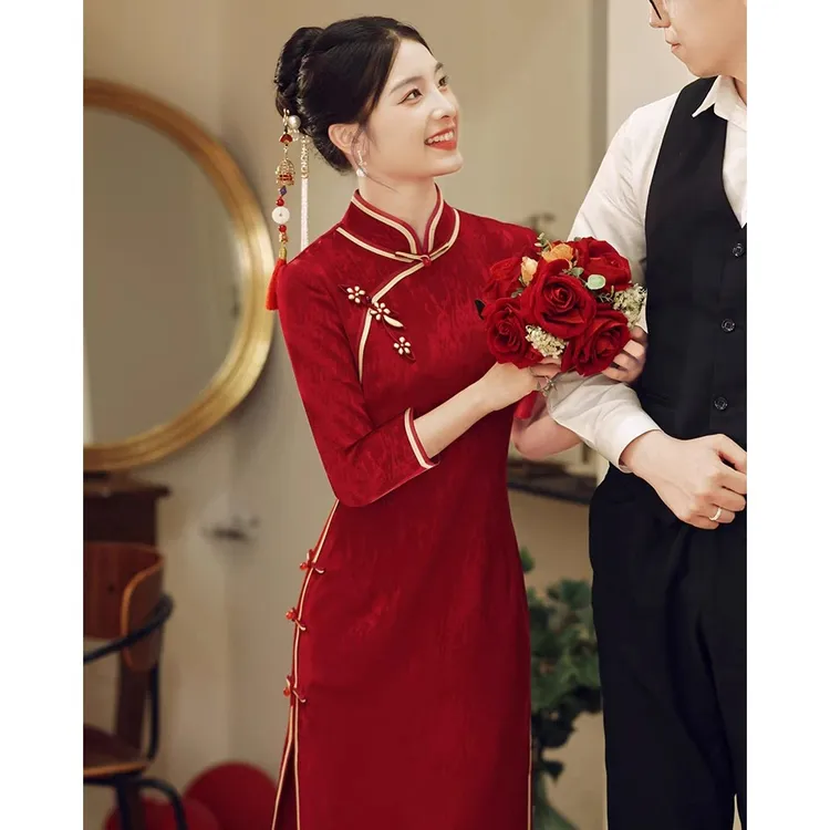高端气质红色旗袍女喜婆婆婚宴装婚礼妈妈礼服高贵年轻款2025新款
