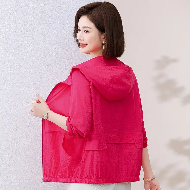 2025夏季防晒衣女新款宽松休闲中年妈妈装短款外套韩版大码防晒服