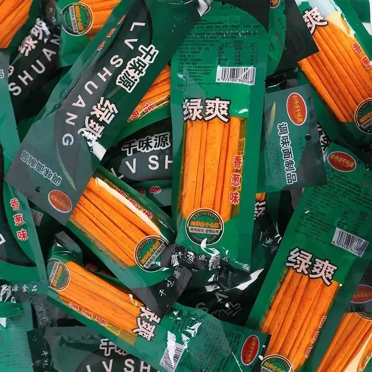千味源绿爽辣条辣片辣棒面筋儿时校园怀旧小零食小包装网红大辣片