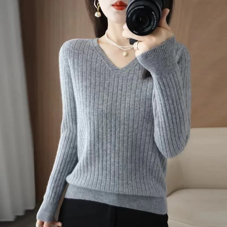 【现货宠粉】新款长袖纯色百搭V领显瘦慵懒毛打底衫亲肤套头针织衫