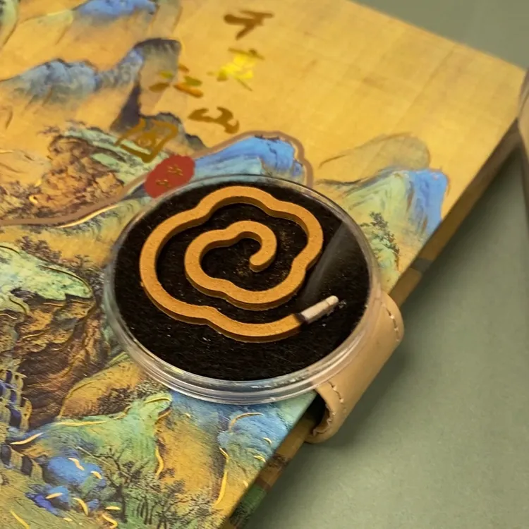 天然崖柏黑油骨料散装大祥云