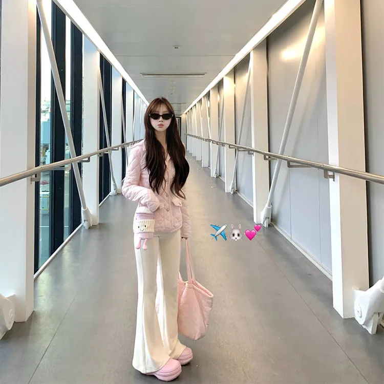 2024年秋季新款chic网红少女粉减龄棉服外套女配高腰微喇休闲长裤