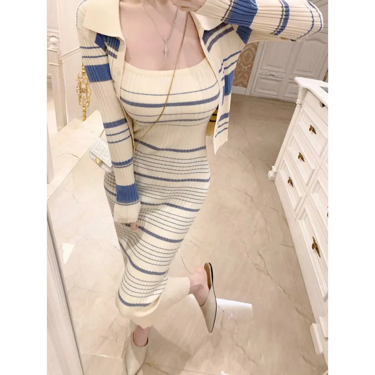 早秋穿搭一整套女装2025秋装新款法式气质针织连衣裙开衫裙两件套