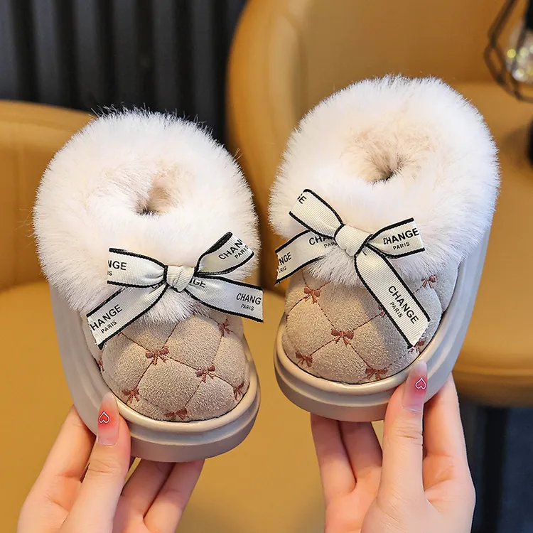 女童雪地靴冬季2024新款儿童小棉鞋加绒加厚中小童女孩一脚蹬棉靴