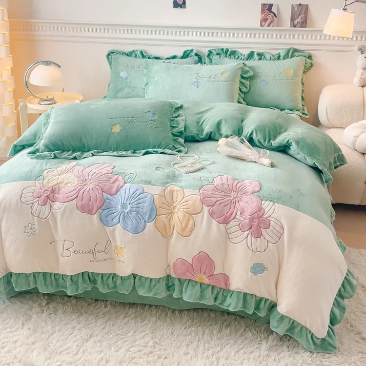 工厂直销9斤高端韩版少女心法式公主风贴布绣花牛奶绒四件套加绒