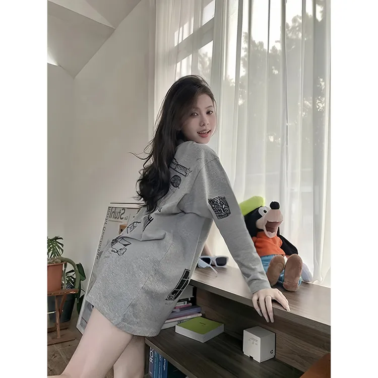 花灰色卡通长袖t恤女2025款春季美式宽松时尚休闲大码中长款上衣