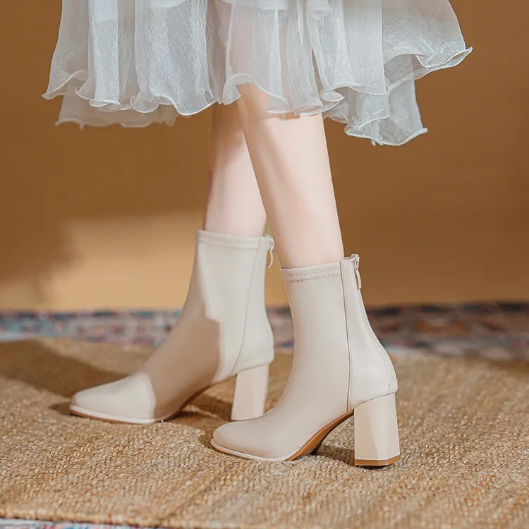 真软皮瘦瘦靴女显瘦马丁靴2025秋冬3cm低跟短靴时尚加绒白色粗跟