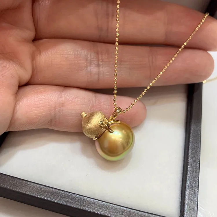 铜合金项链 正圆无暇浓金色新中式葫芦福禄好气饰品气质感光蝴蝶 