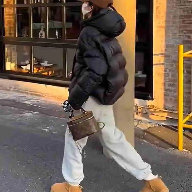 黑色保暖棉服女款冬季加厚小个子泡芙龟背连帽面包服外套爆款棉袄