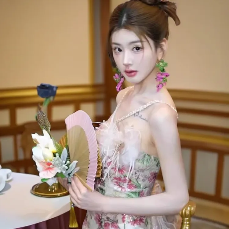 明星同款晚宴会晚礼服气质鱼尾新娘敬酒服高级感长款连衣裙女神范