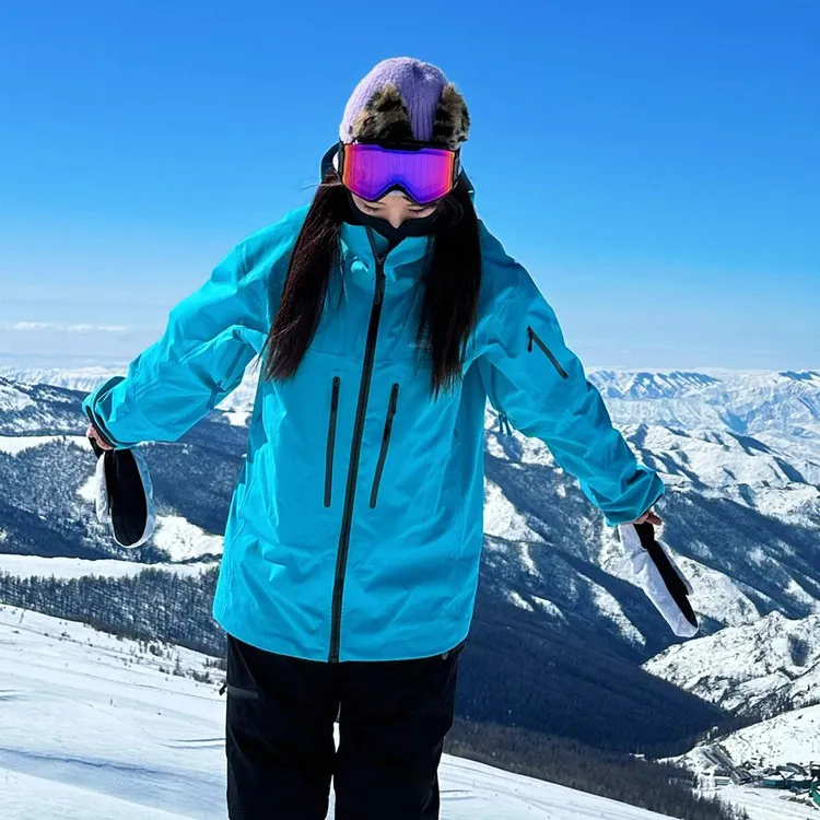 KSKM湖蓝色冲锋衣外套女春秋季户外三合一可拆卸防风防水登山服男