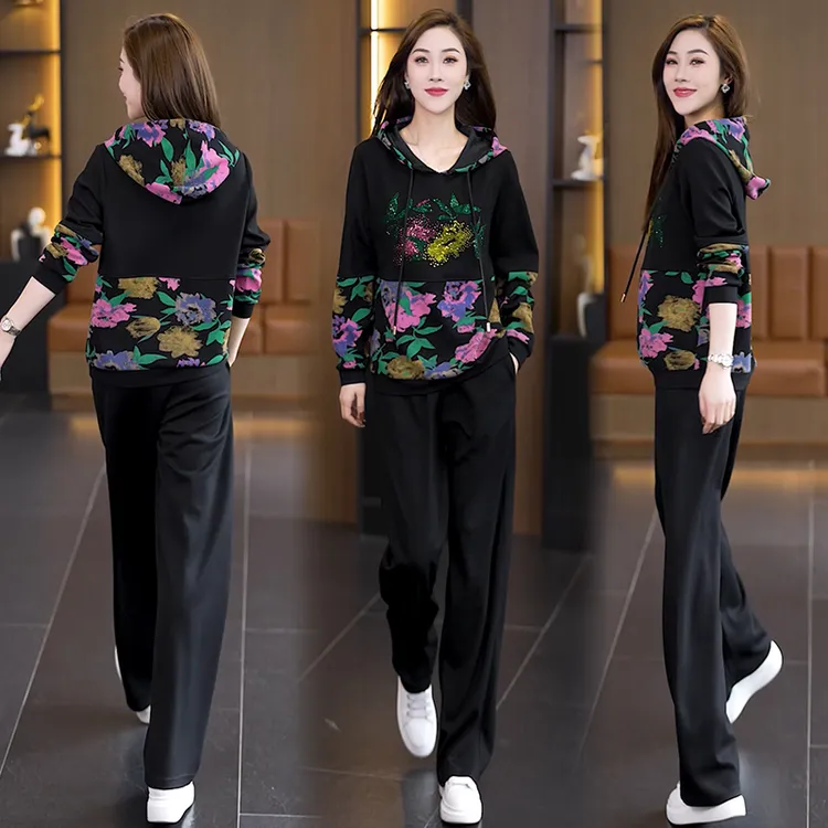 秋季时尚休闲新款运动套装女宽松显瘦拼接大码连帽洋气减龄两件套