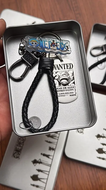 动漫周边海贼王路飞艾斯钥匙扣个性创意通缉令挂件香克斯四皇定制