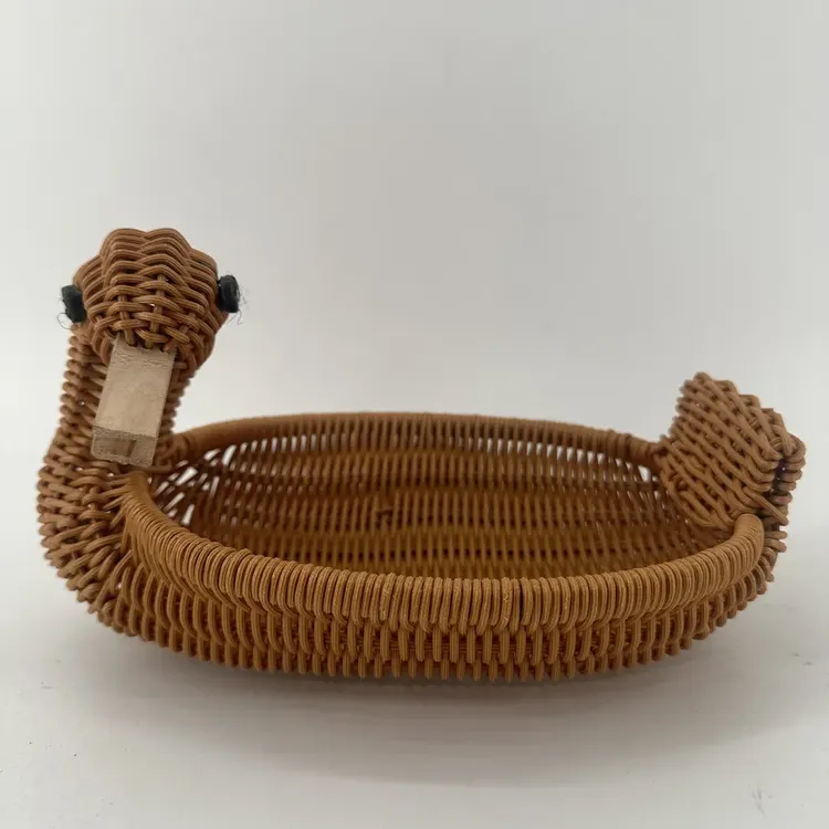 A0200棕色幸福鸭造形水果篮居家纯手工编织大号22*22*7
