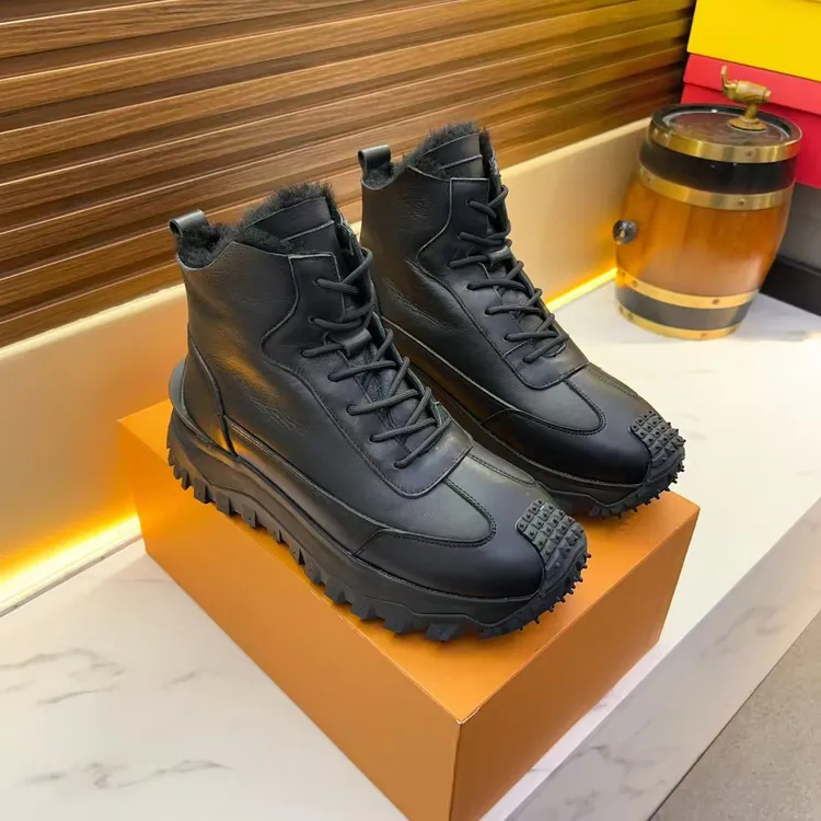 秋冬保暖真羊毛雪地靴新款真皮高帮棉鞋高档男士潮鞋东北抗寒男鞋