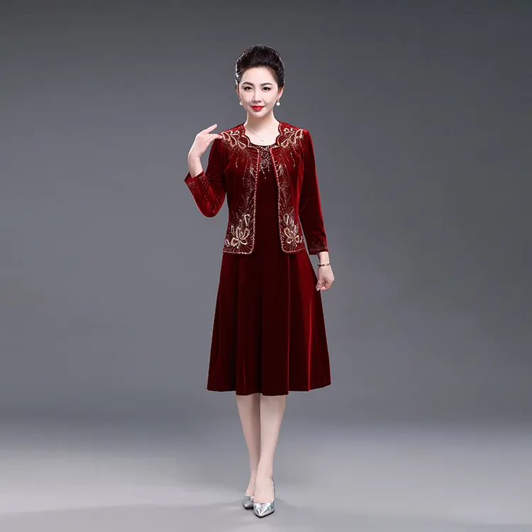 2025新款喜婆婆喜妈妈高档金丝绒婚宴礼服两件套母亲婚礼衣服套装