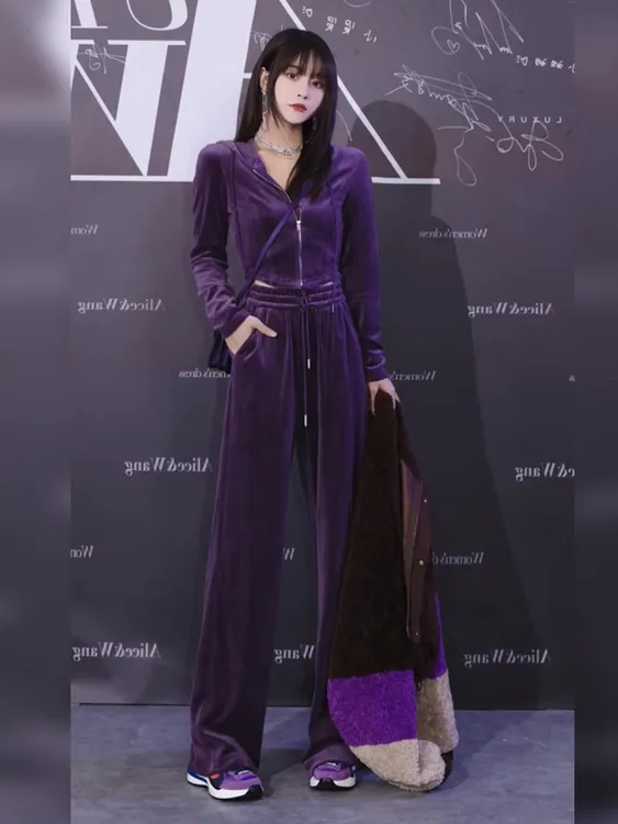 紫色金丝绒套装女春秋2023新款时尚洋气减龄炸街休闲运动服两件套