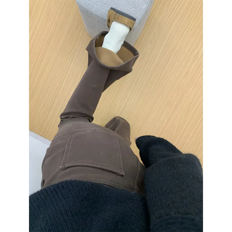 棕色美拉德加绒微喇叭牛仔裤女2025秋冬高腰显瘦修身弹力马蹄裤子
