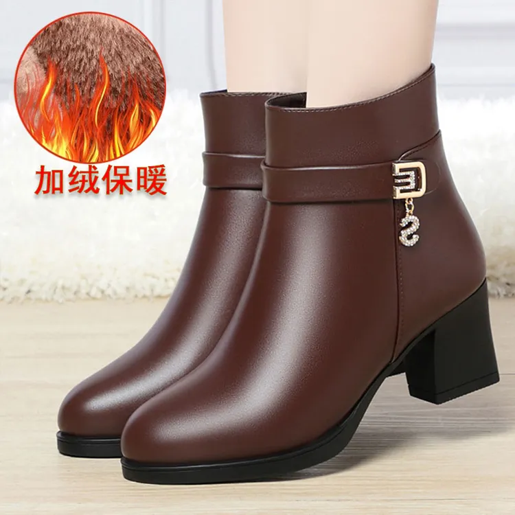 妈妈鞋短靴加绒保暖棉鞋真皮单靴子秋冬季中老年中年女鞋中跟皮鞋