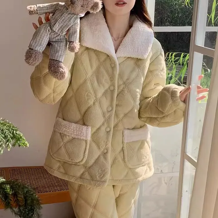 三层夹棉珊瑚绒加厚保暖睡衣女冬季法兰绒甜美风大翻领家居服套装