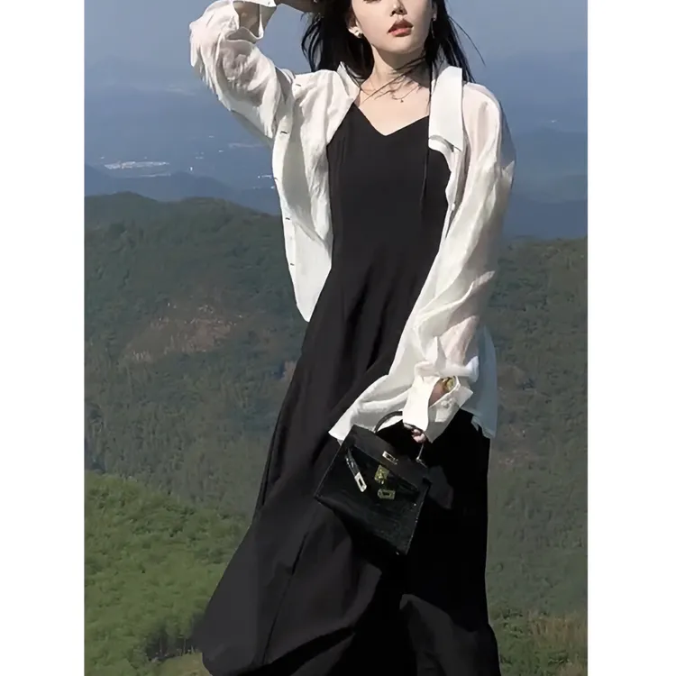 背后开叉防晒衬衫宽松设计感法式长裙高级感黑色吊带连衣裙女