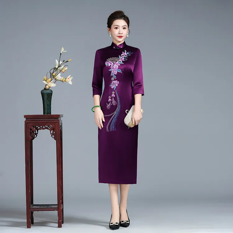 紫色醋酸绣花长款旗袍七分袖喜婆婆婚宴装喜妈妈高端旗袍礼服大码