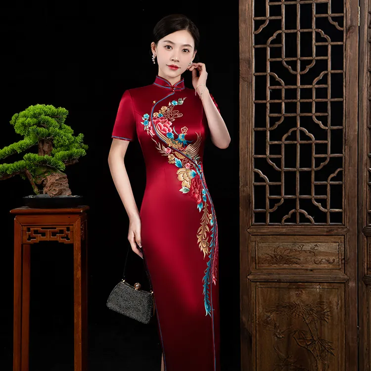 中国风旗袍高端气质婚礼妈妈装复古改良绣花旗袍短袖喜婆婆婚宴装