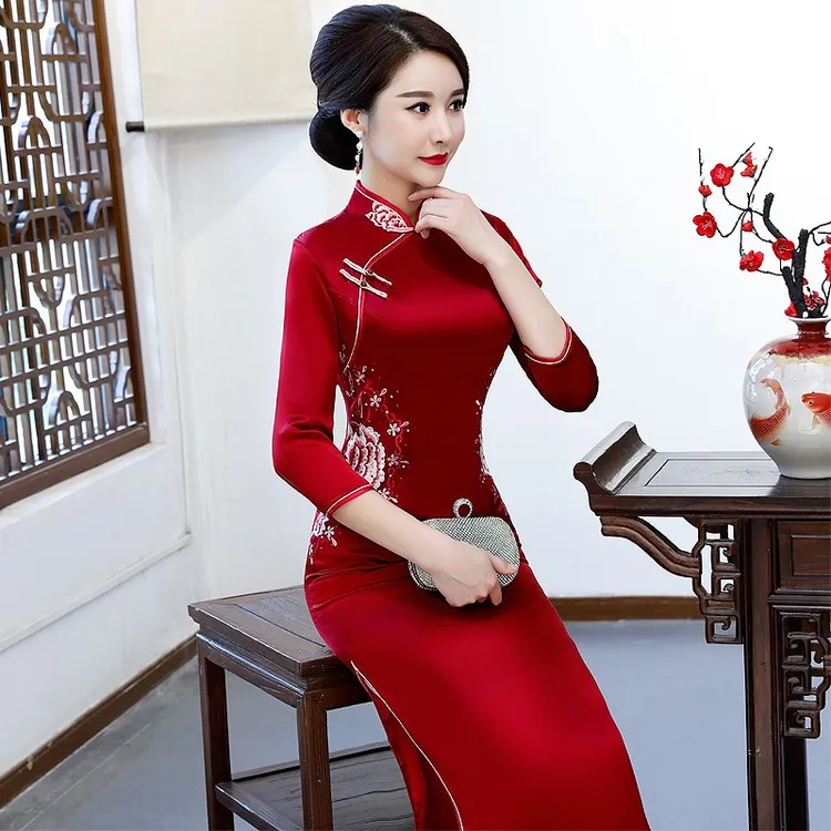 醋酸绣花七分袖长款高端气质妈妈旗袍复古改良喜婆婆婚宴服年轻款