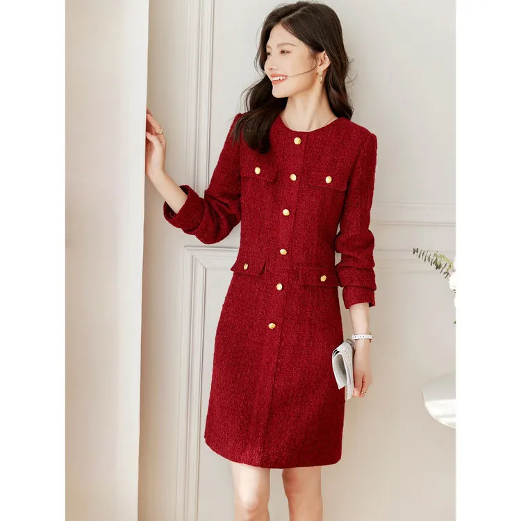 尚静宝藏衣橱上新小香风连衣裙2025秋季新款单排扣设计圆领直筒裙